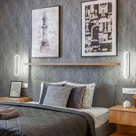 Exclusive Dohany With Balcony Next To The New York Cafe * Budapest