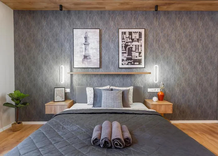 Exclusive Dohany With Balcony Next To The New York Cafe * Budapesta